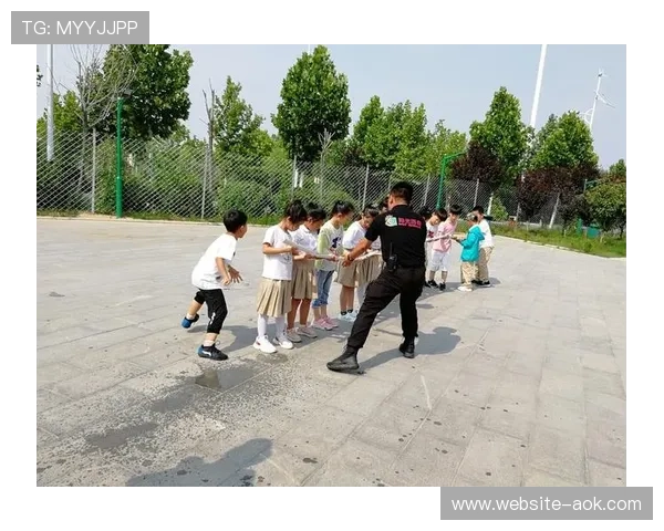 墨菲赛后怒批组织方，达赫迪解释：行程紧，但种子安排难调